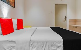 Hotel O Langford Suites